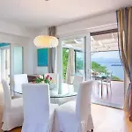 Villa Arona Βίλα *