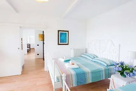 Vila Villa Arona Arona