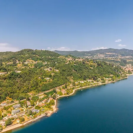 Vila Villa Arona Arona