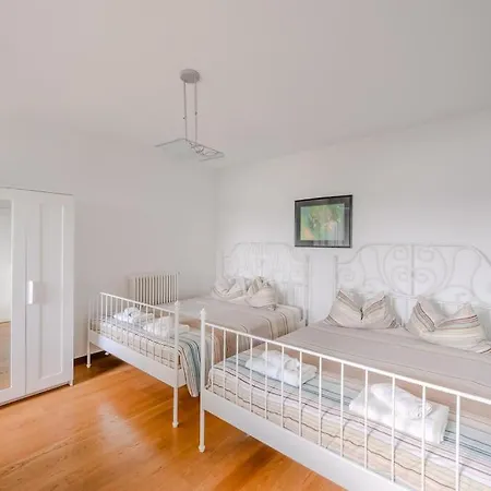 Vila Villa Arona