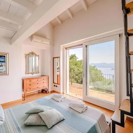 Villa Villa Arona